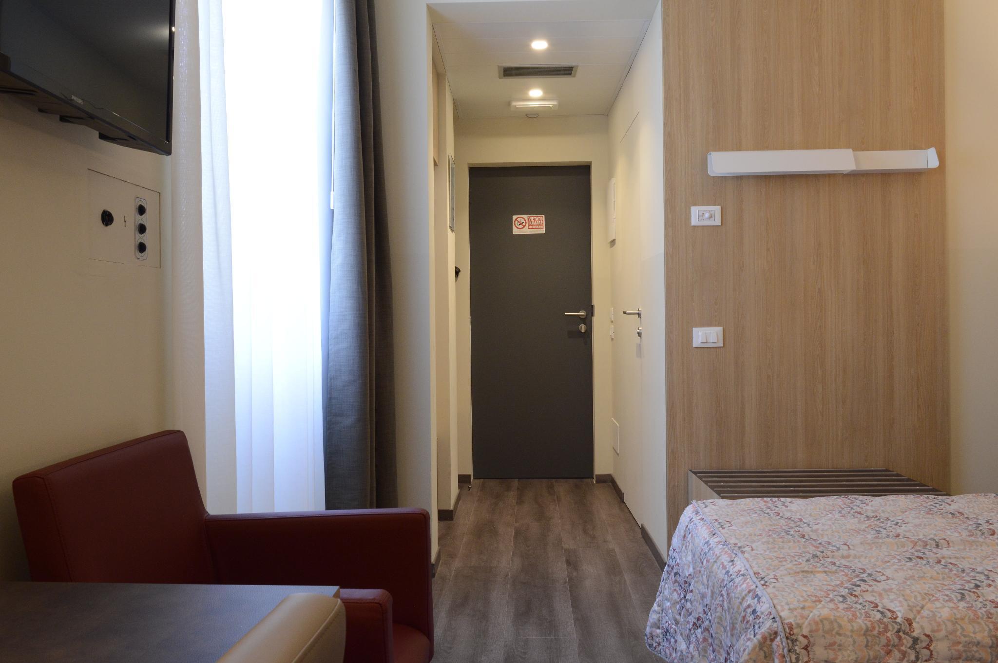 Hotel Alexander 4*