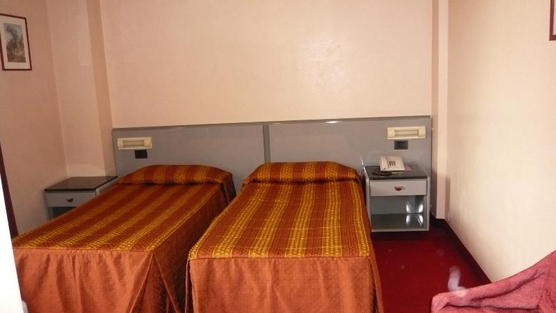 Alexander 4*